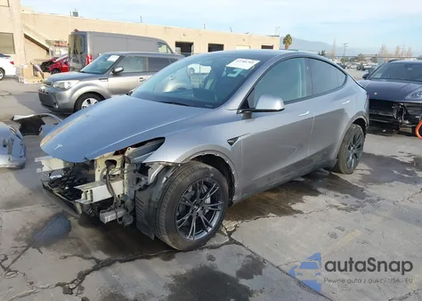2024 Tesla Model Y Long Range Dual Motor All-Wheel Drive from USA, damaged, VIN 7SAYGDEE4RF165691
